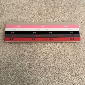 NWOT Under Armour 5 headbands.